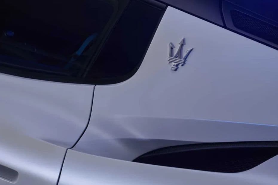 Maserati MC20 Exterior Image