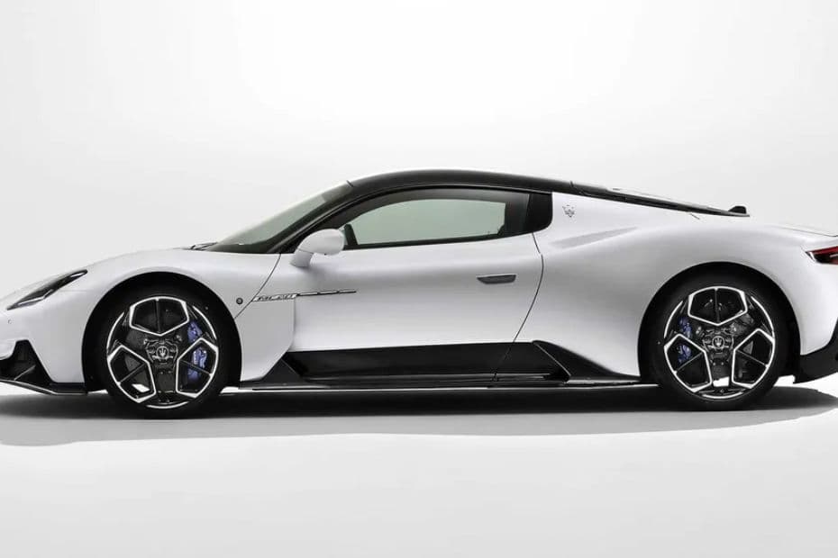 Maserati MC20 Left Side View