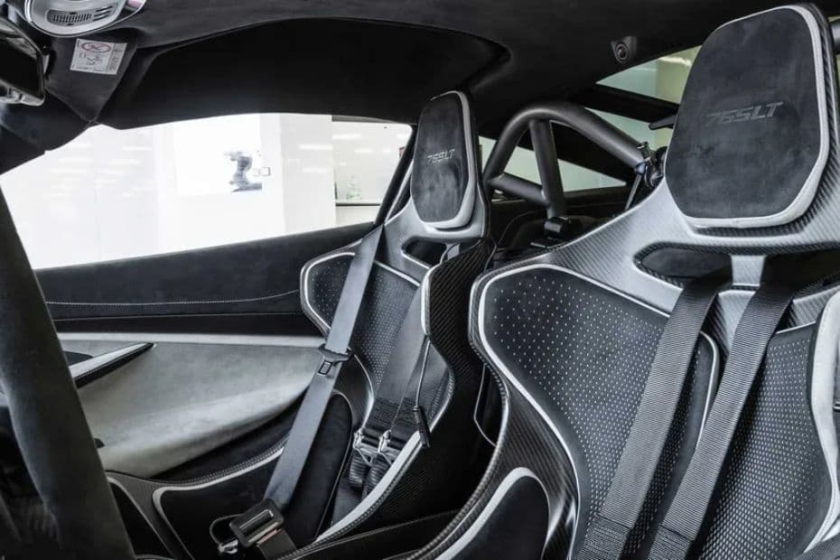 McLaren 765LT Seat View