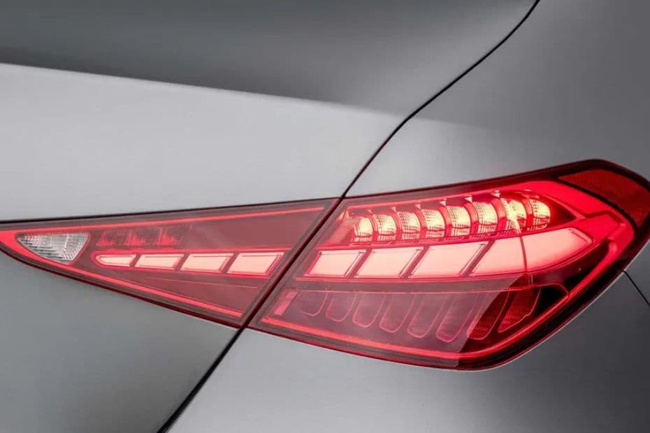 Mercedes-Benz C-Class Taillight