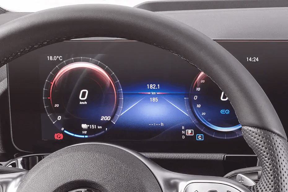 Mercedes Benz EQA Tachometer