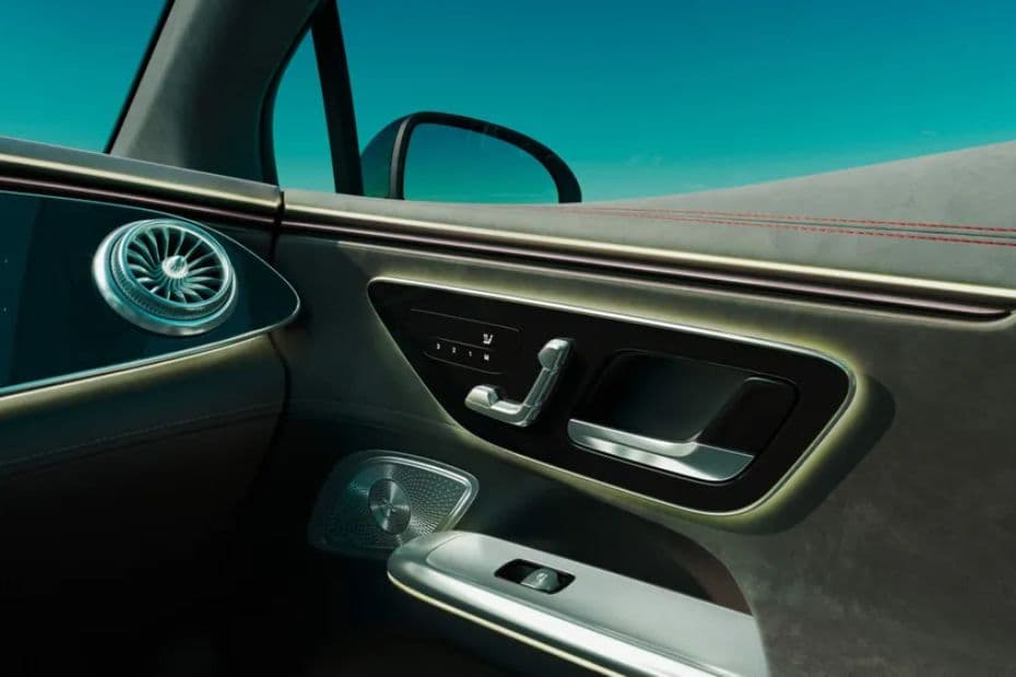 Mercedes-Benz EQE Side AC Vent
