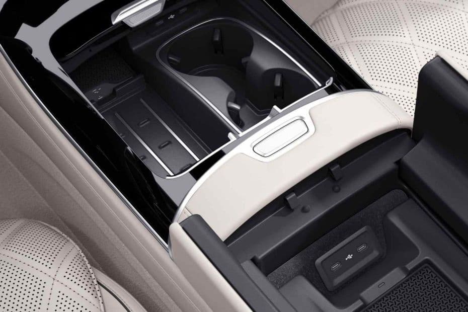 Mercedes-Benz S-Class Cup Holder