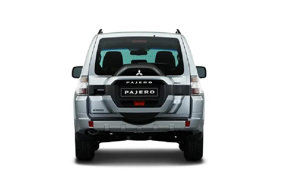 Mitsubishi Pajero Back View