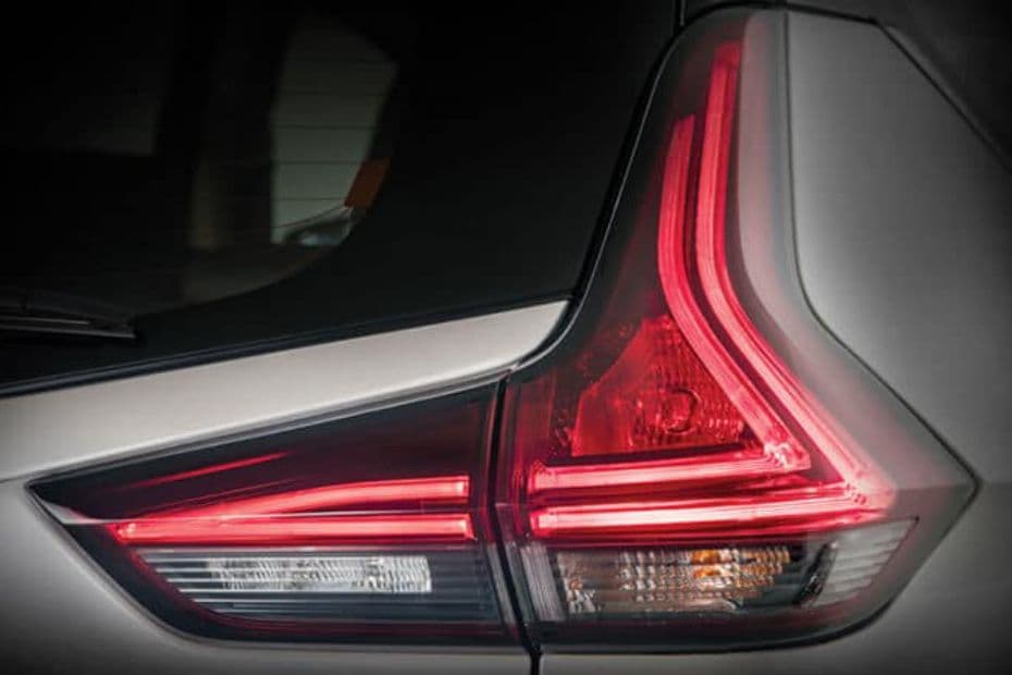 Mitsubishi Xpander Taillight