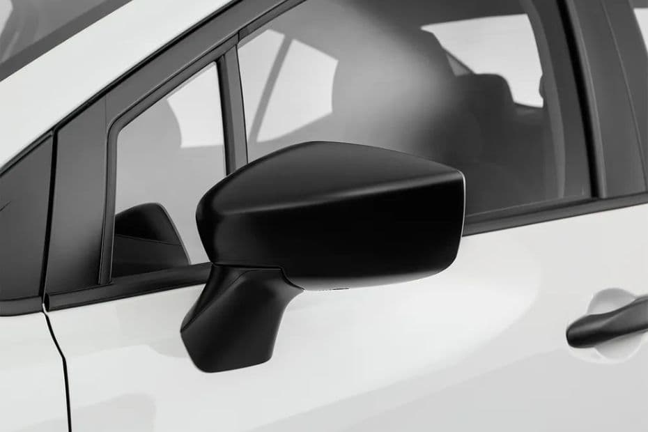 Nissan Sunny Side Mirror