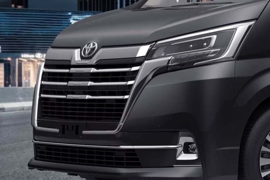 Toyota Granvia Grille