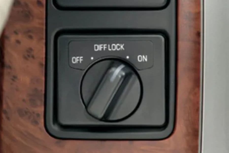 Nissan Patrol Safari Interior View
