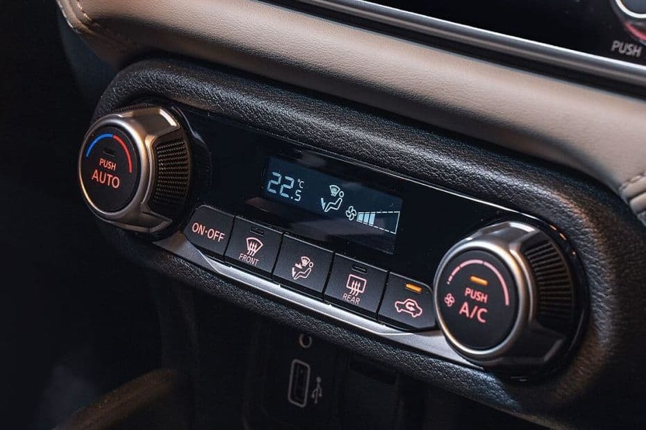 Nissan Sunny AC Control View
