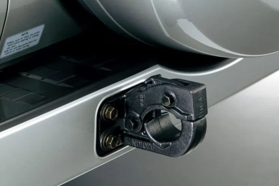 Nissan Patrol Safari Pintle Hook View