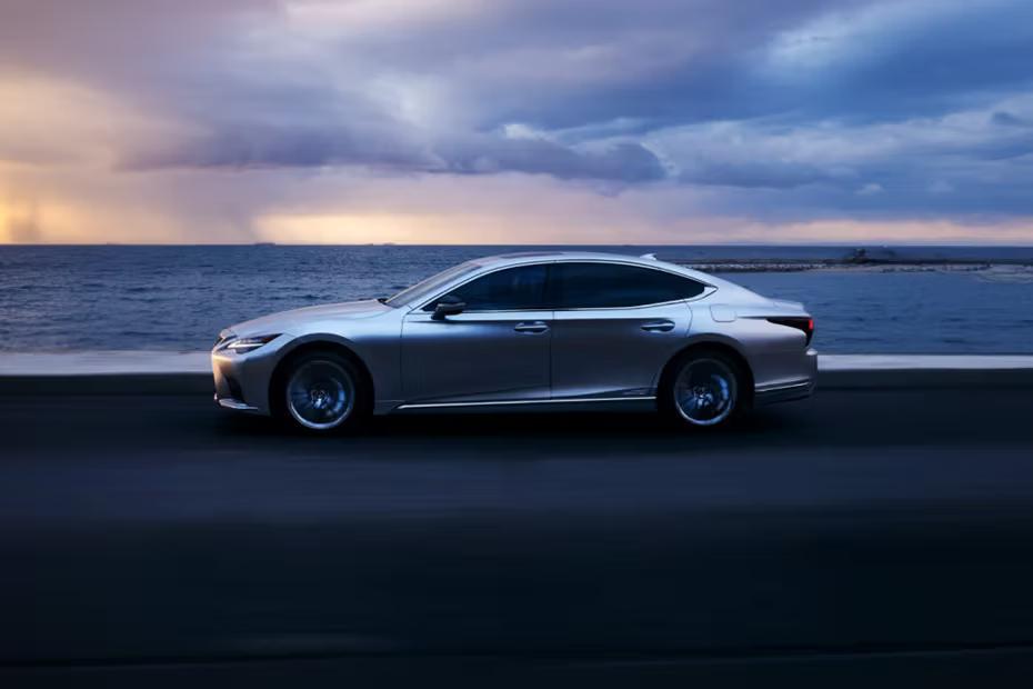 Lexus LS Hybrid Left Side View With Alloy Wheel 