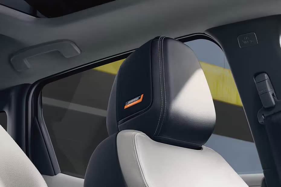 Nissan Kicks Headrest