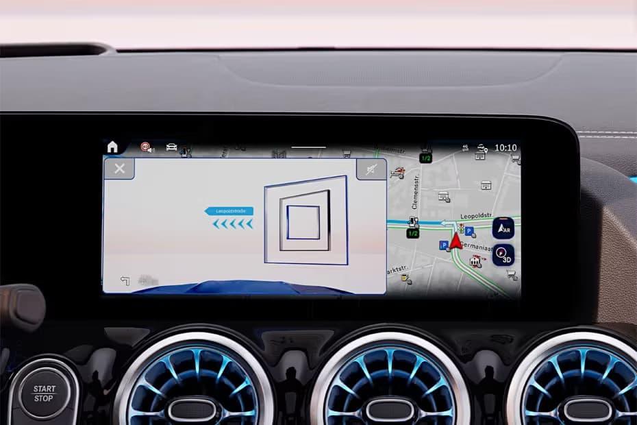 Mercedes-Benz EQA Navigation With Parking Assist
