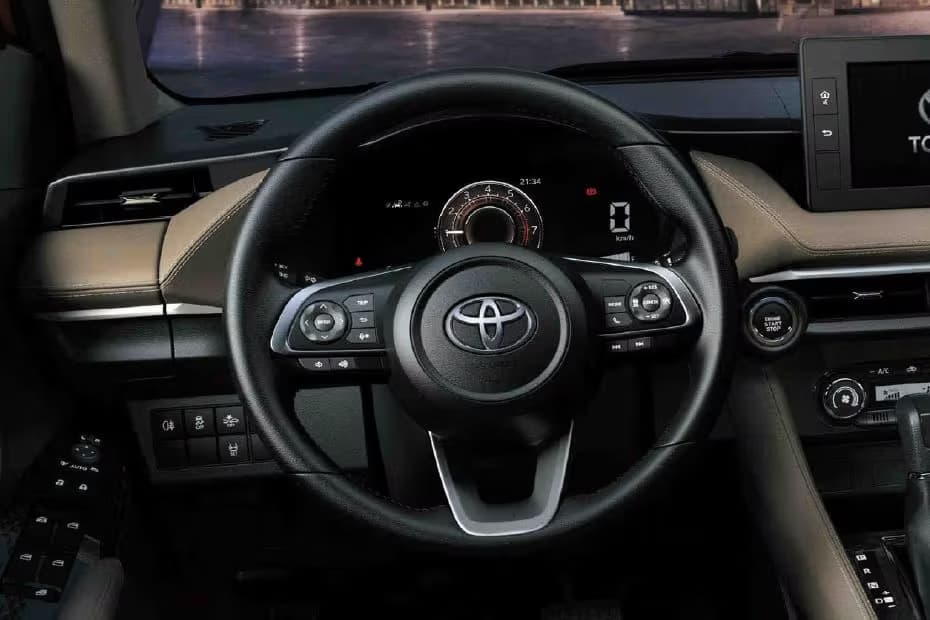 TOYOTA YARIS 2026