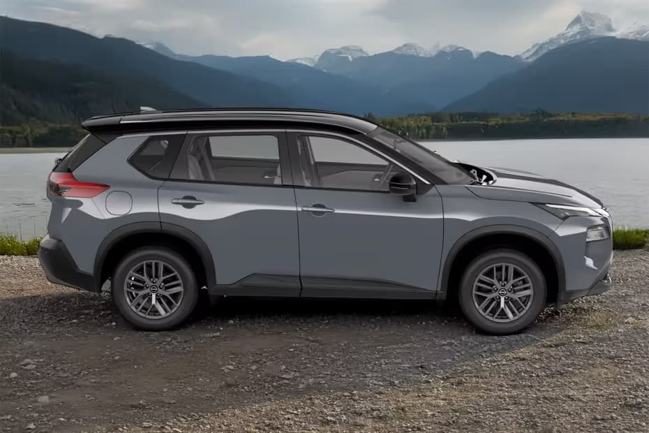 Nissan X Trail Medium Angle Front view