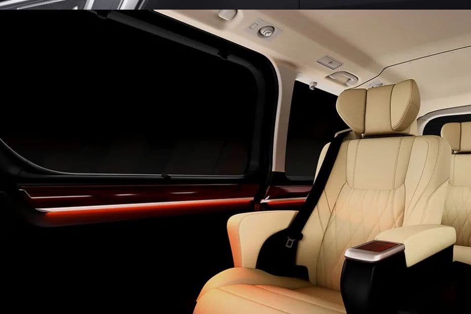Toyota Granvia Seat