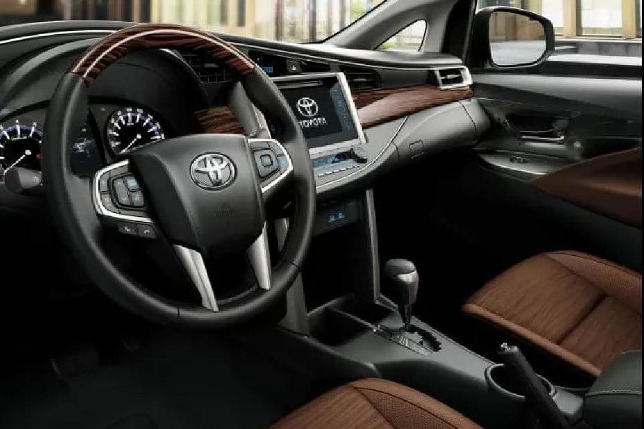 Toyota Innova Dashboard