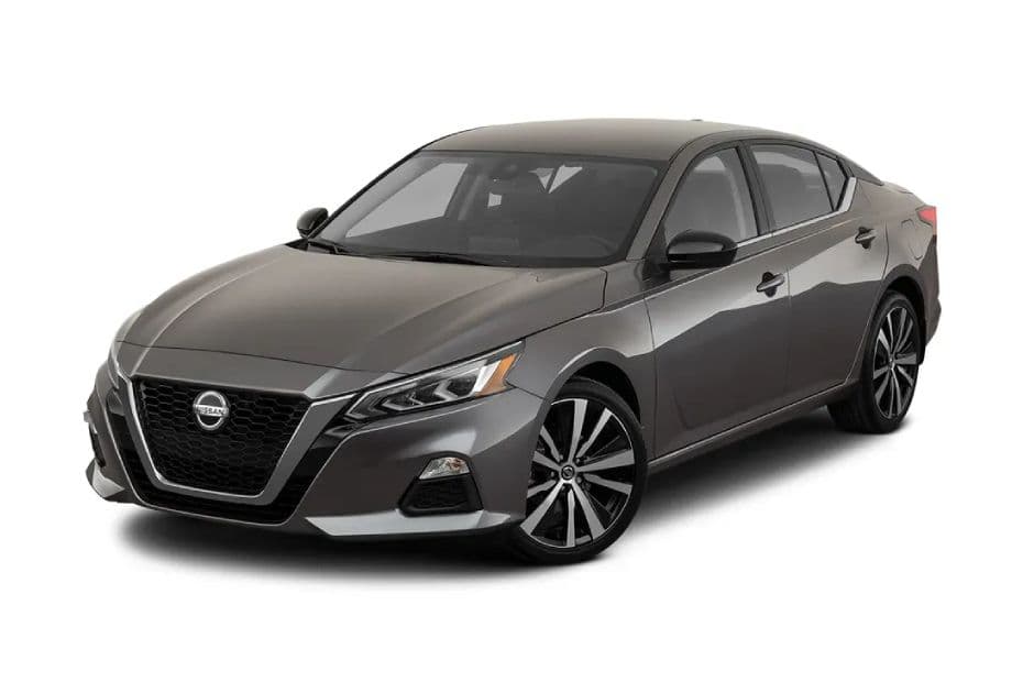 Nissan Altima Left Side Front View