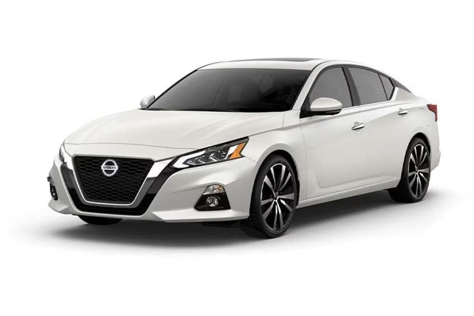 Nissan Altima Pearl White