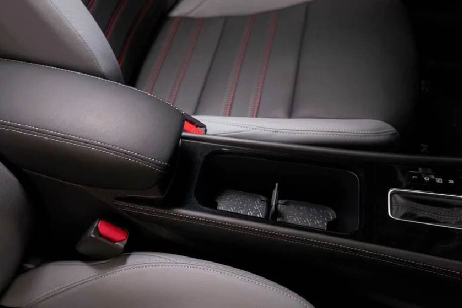 Nissan Kicks Cup Holder