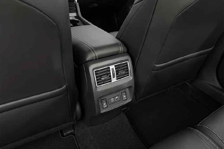 Nissan Maxima Rear AC Vent