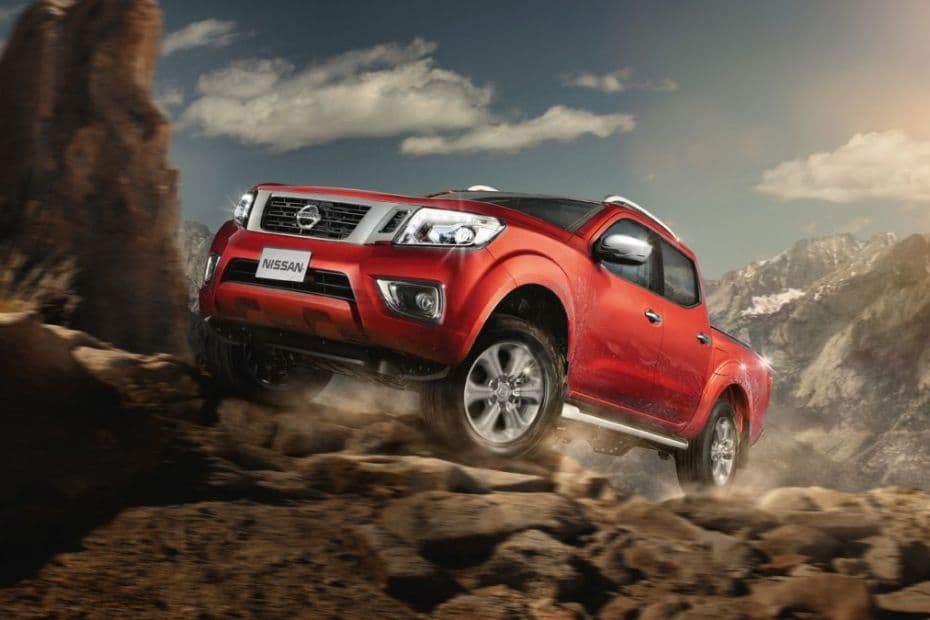 Nissan Navara Front Left Side