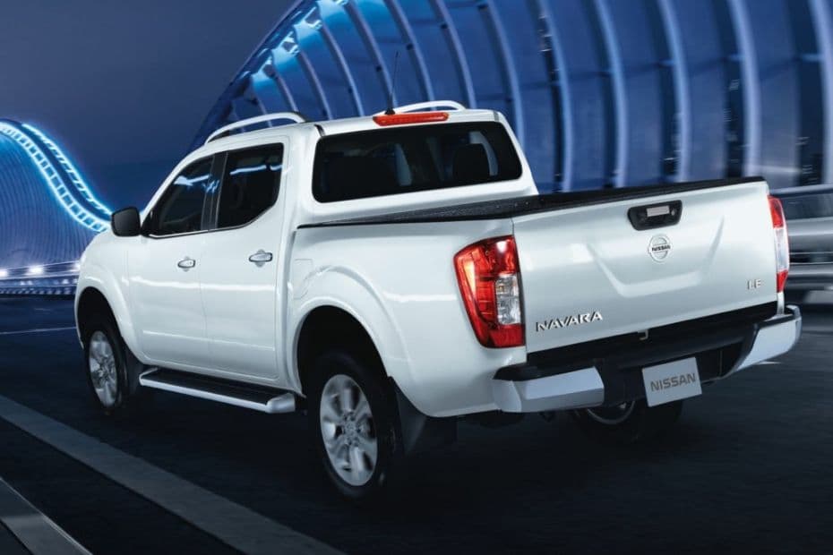 Nissan Navara Rear View