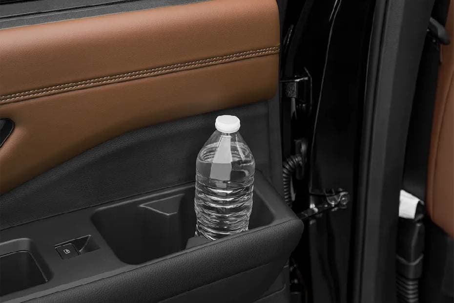 Nissan Pathfinder Interior Image