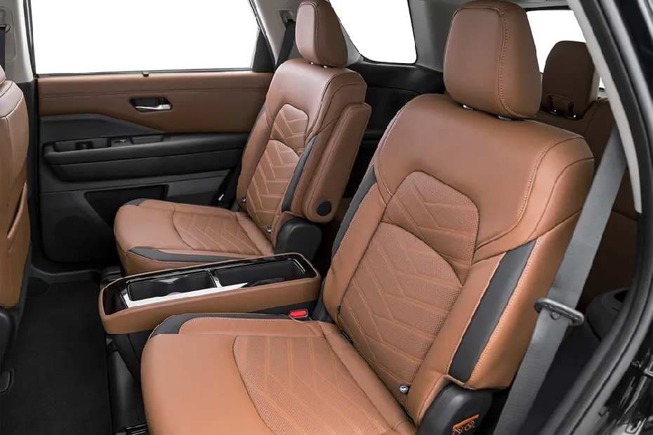 Nissan Pathfinder Seats