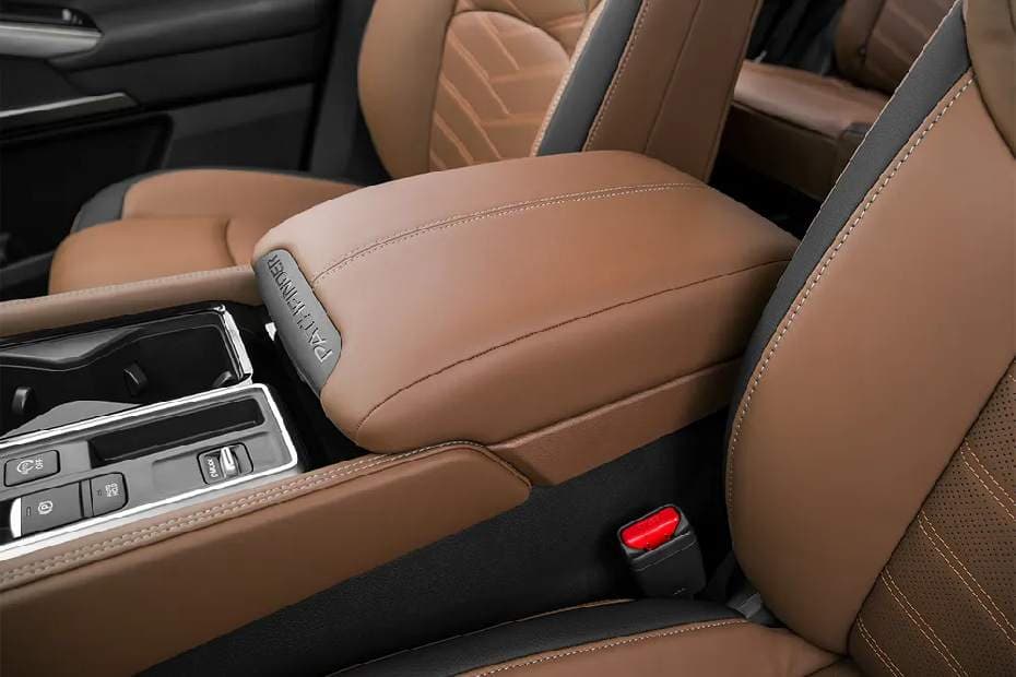 Nissan Pathfinder Arm Rest