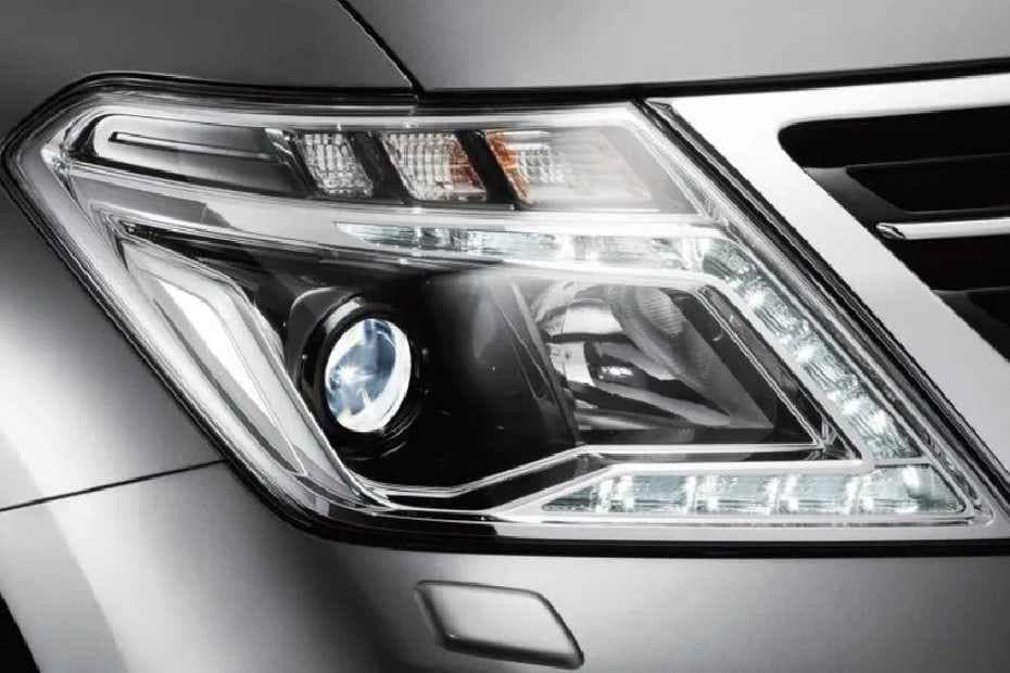 Nissan Patrol Headlight