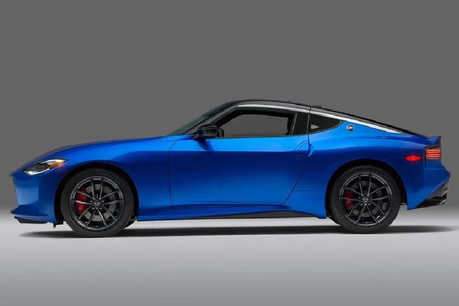 Nissan Z Left Side View