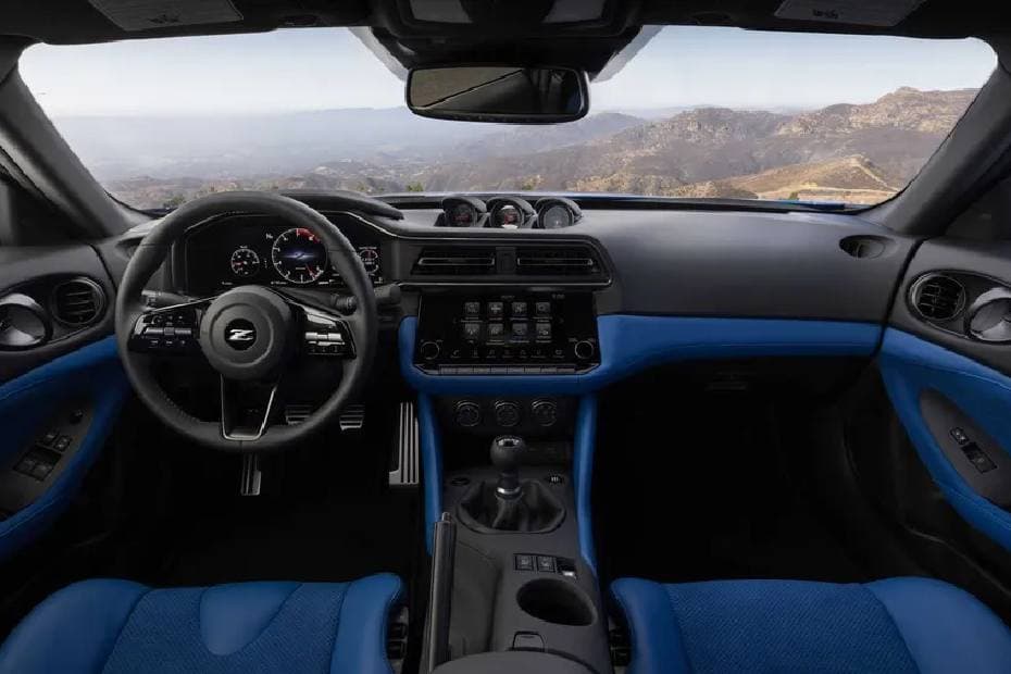 Nissan Z Dashboard
