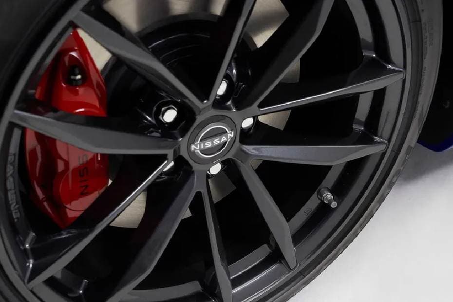 Nissan Z Wheel
