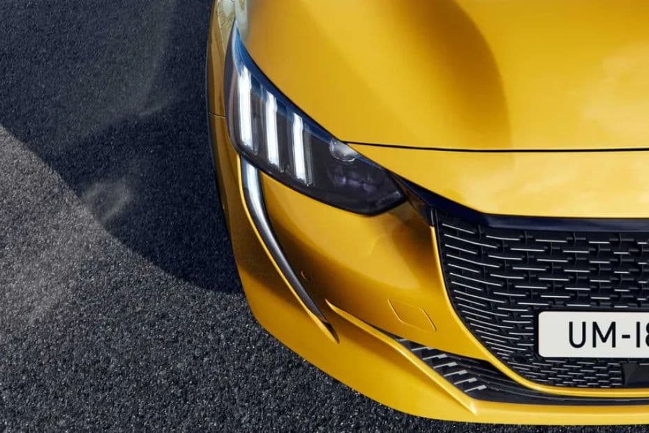 Peugeot 208 Headlight