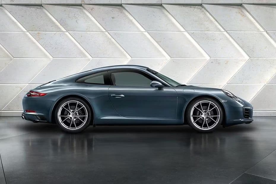 Porsche 911 Side View