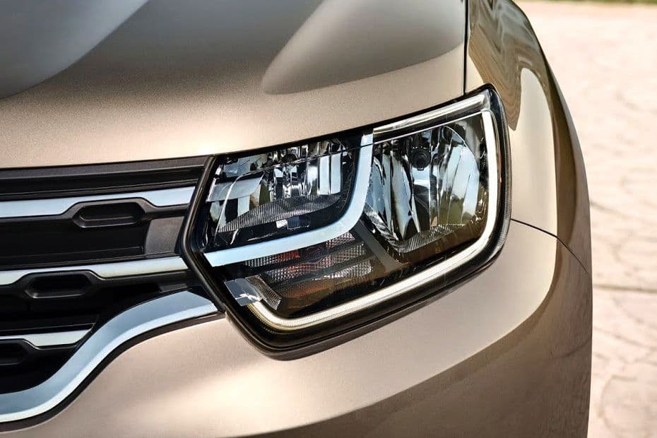Renault Duster Headlight