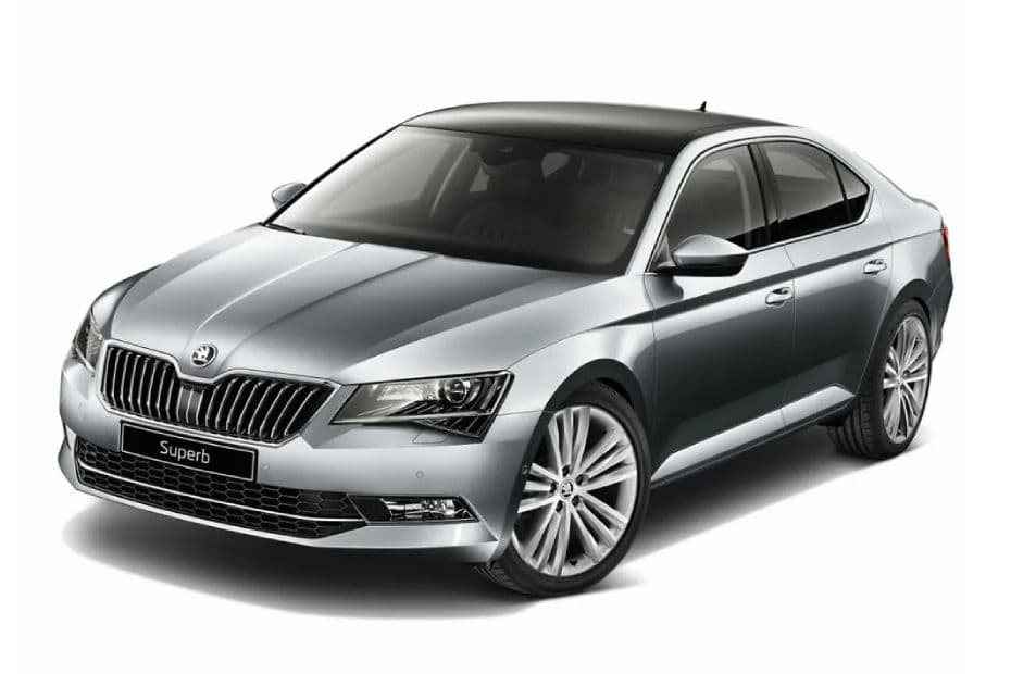 Skoda Superb Left Side Front View