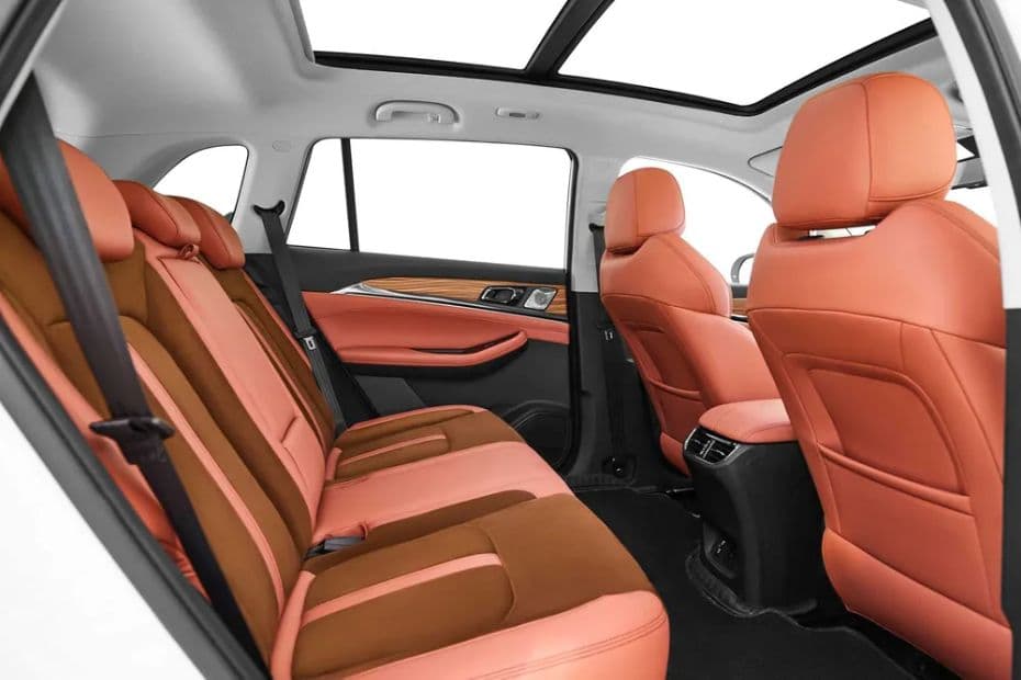 Skywell ET5 Rear Seat