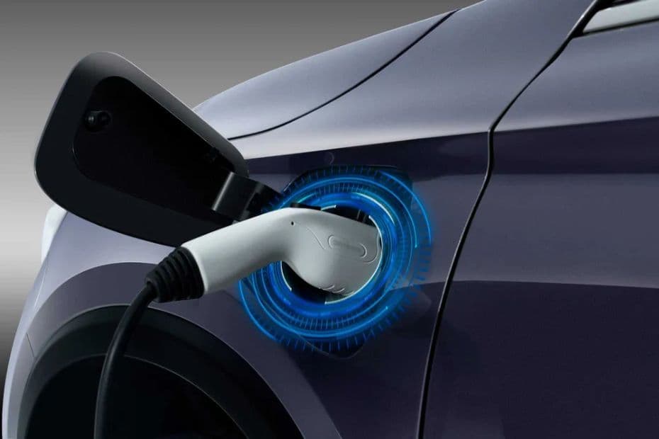 Skywell ET5 Charging Point
