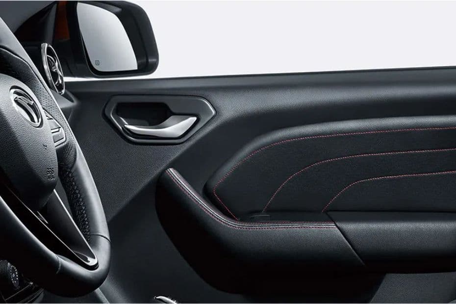 Soueast DX3 Interior 