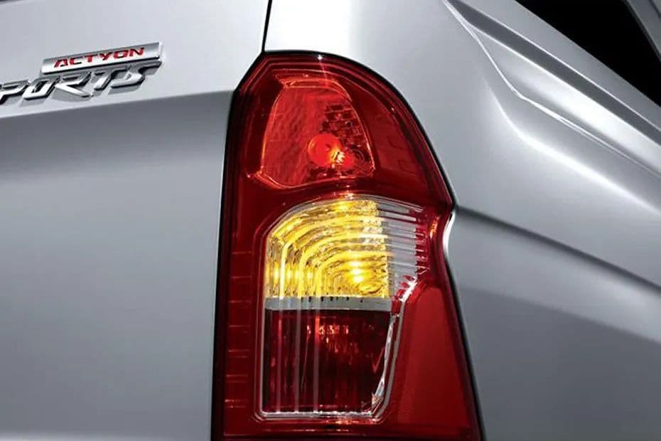 Ssangyong Actyon Sport Taillight