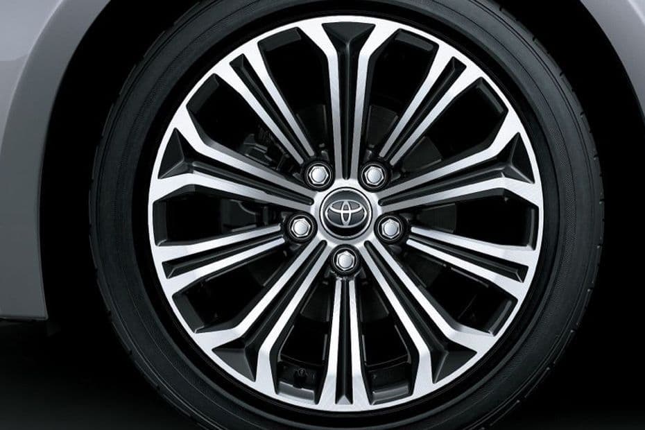 Toyota Corolla HEV Wheel
