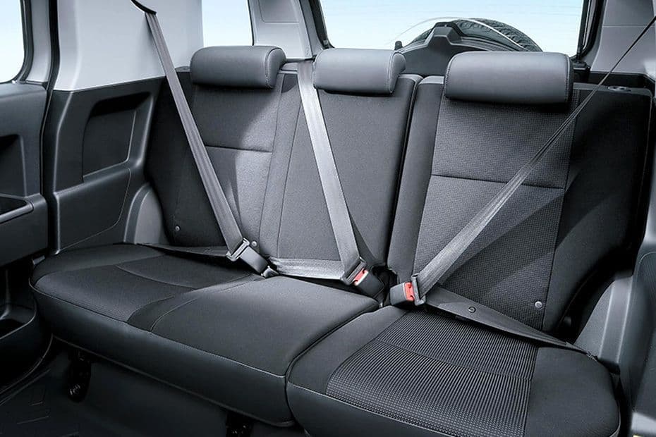 Toyota FJ Cruiser Rear Seat