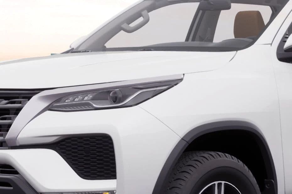 Toyota Fortuner Headlight