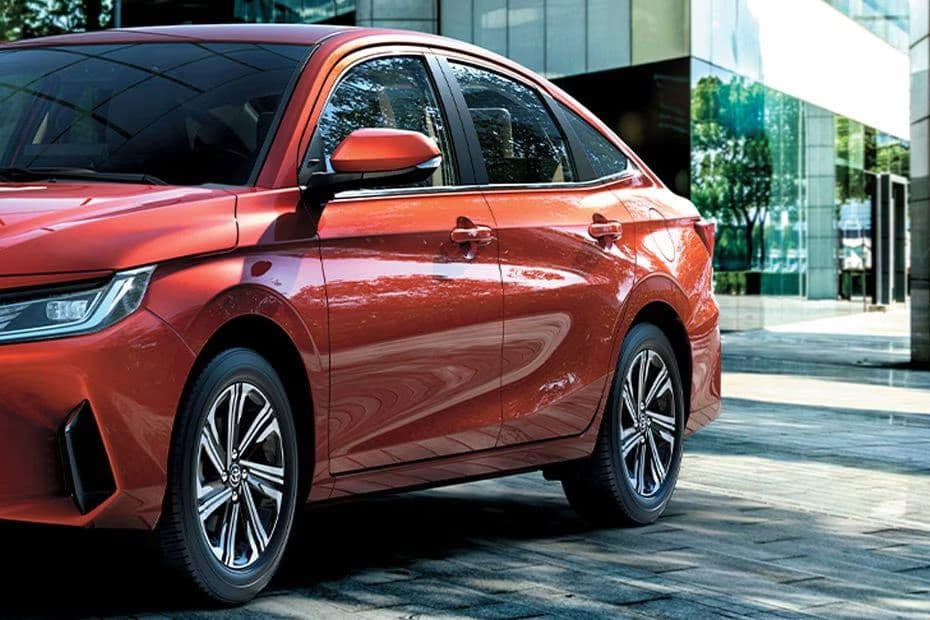 Toyota Yaris Sedan Side Mirror