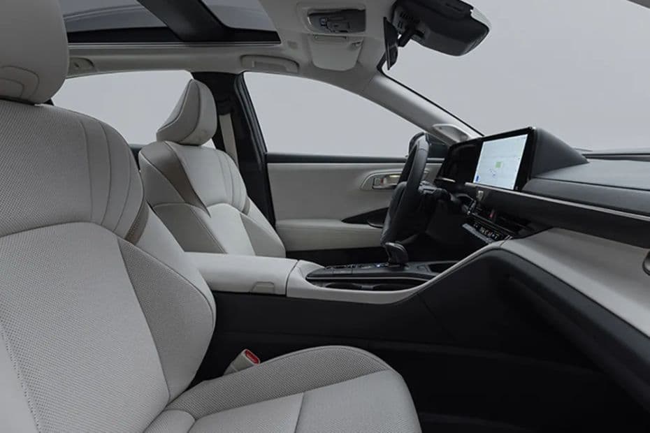 Toyota Crown Front Row Seats