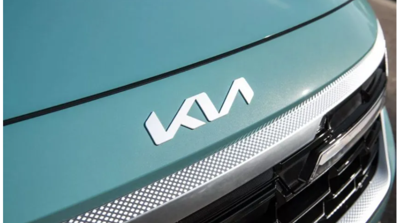 Kia Planning To Add New Car In The Lineup Called Clavis