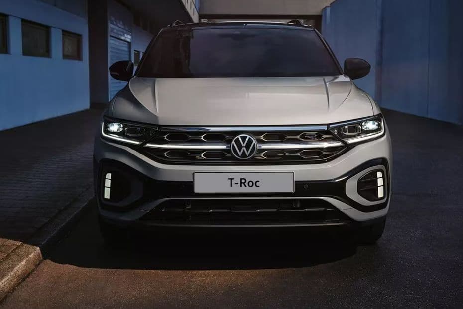 Volkswagen T-Roc Front View
