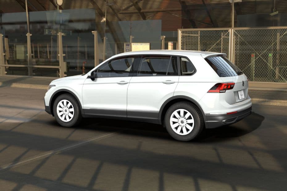 Volkswagen Tiguan Left Side View